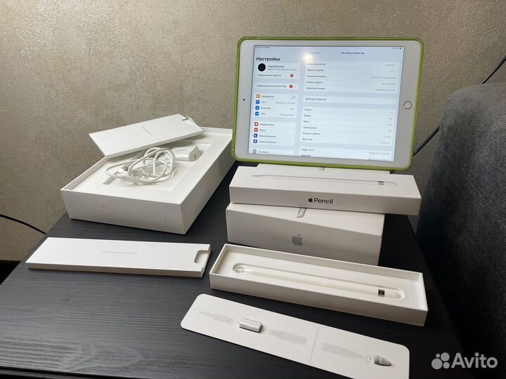 iPad 8th 2020 A2270 32gb Wi-Fi Серебристый