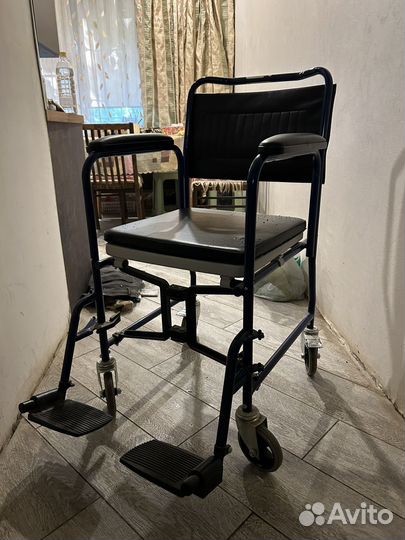 Кресло-коляска для инвалидов Armed H 009B