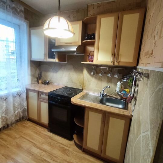 2-к. квартира, 52 м², 1/5 эт.