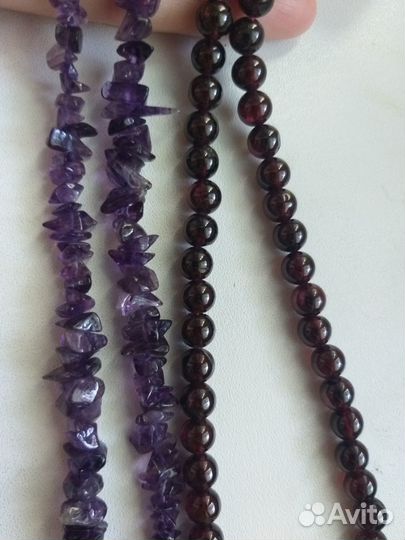 Натуральные камни бусы