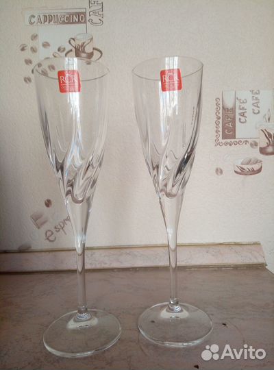 Бокалы для шампанского