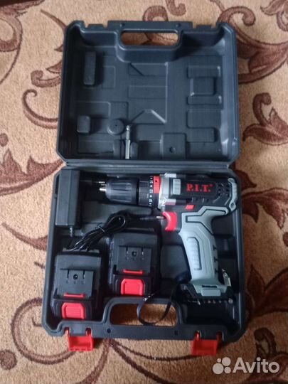 Аккумуляторная ударная дрель