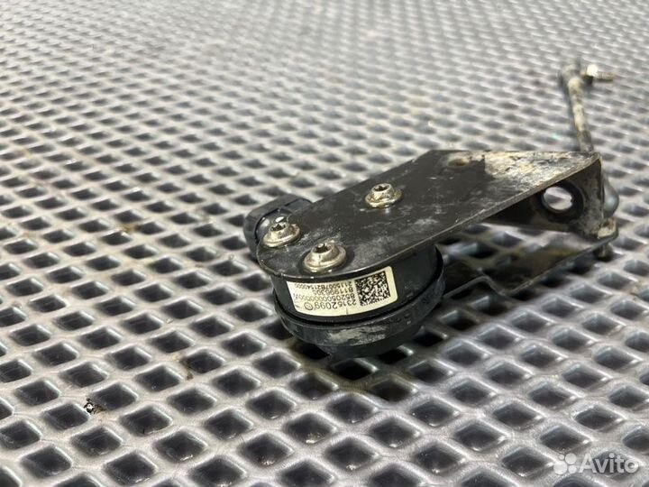 Датчик высоты подвески прав. перед. Cadillac Escal