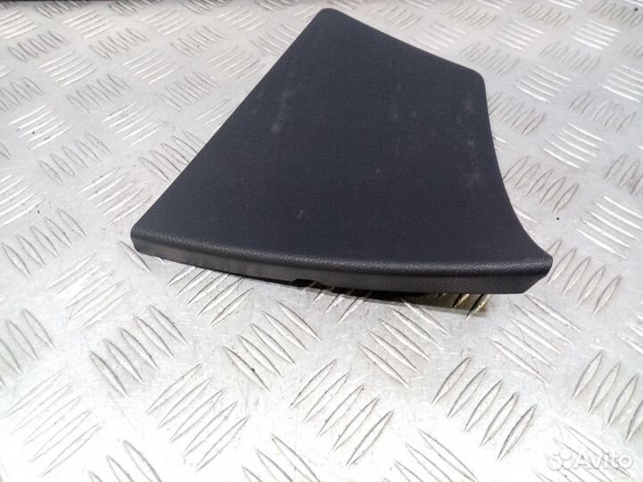 Б/У Крышка обшивки багажника левая#001