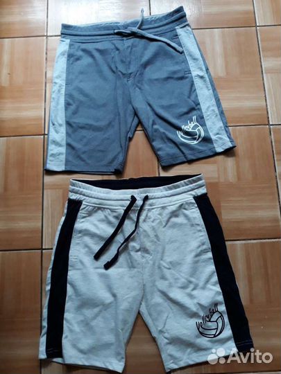 Новые шорты 46 р