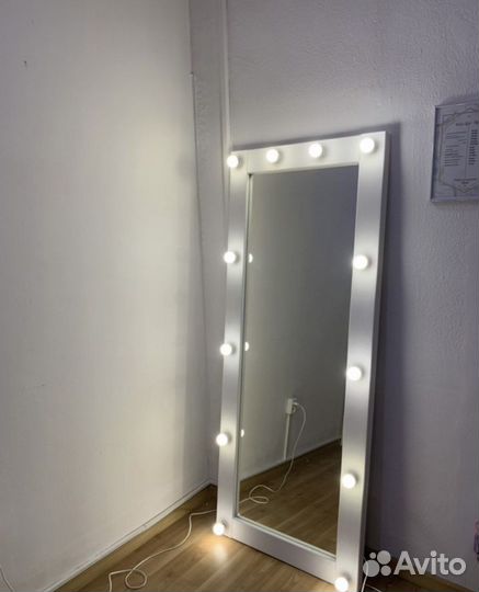 Гримерное зеркало