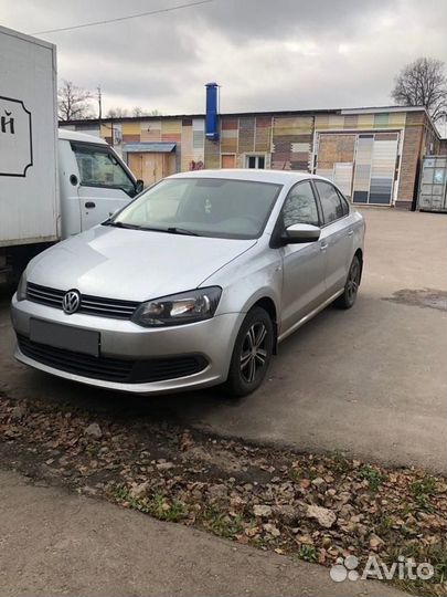 Volkswagen Polo 1.6 AT, 2011, 140 000 км