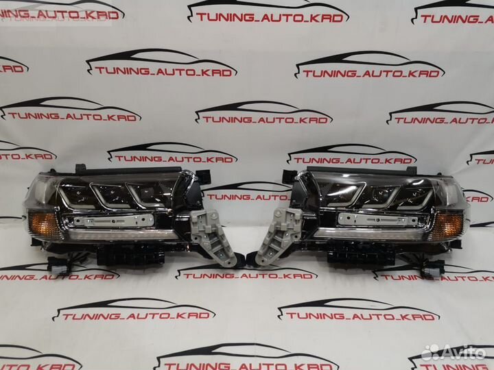 Фары Toyota Land Cruiser 200 Стиль Lexus P1107