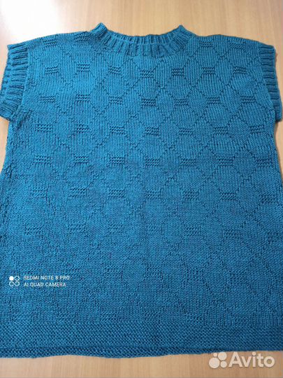 Безрукавка ручной вязки