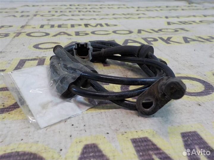 Датчик ABS задний Nissan Qashqai (J10) 2006-2013