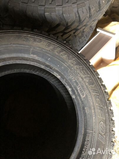 Шины зимние Dunlop SP Winter Ice 01 195/65 R15