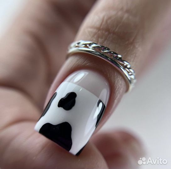 Маникюр и наращивание ногтей