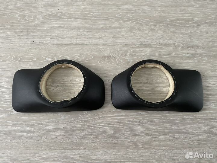 Подиумы для 16 динамиков на задние двери Granta