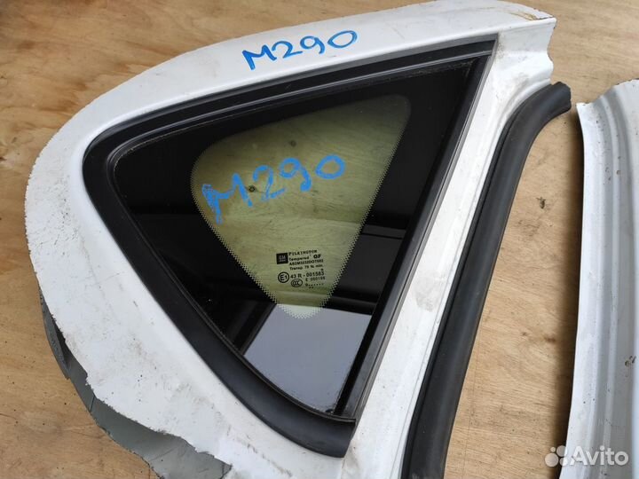 Стекло заднее глухое На Opel Astra J Хэтчбек 5Д