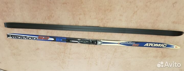 Лыжи Atomic, ботинки Salomon, палки Fischer