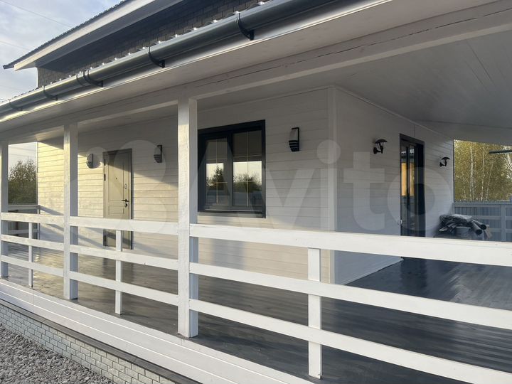 Дом 158 м² на участке 6 сот.