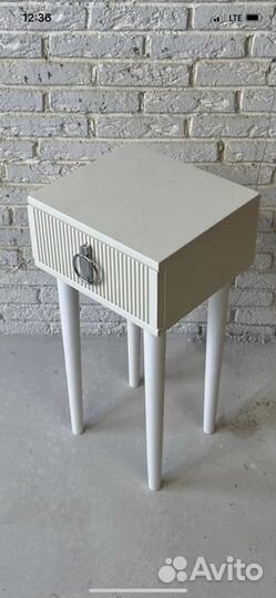 Тумба прикроватная