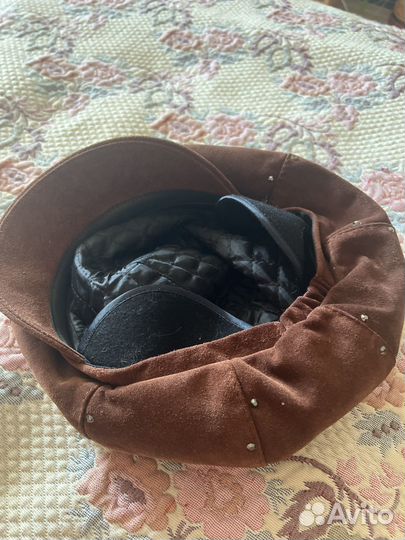 Кепка женская из замши