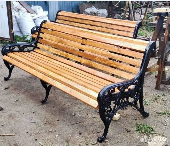 Парковая скамья уличная