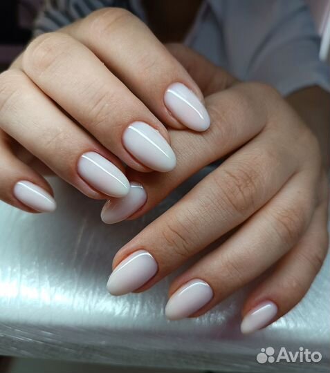 Маникюр педикюр