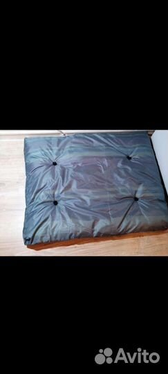 Лежанка для большой собаки новая