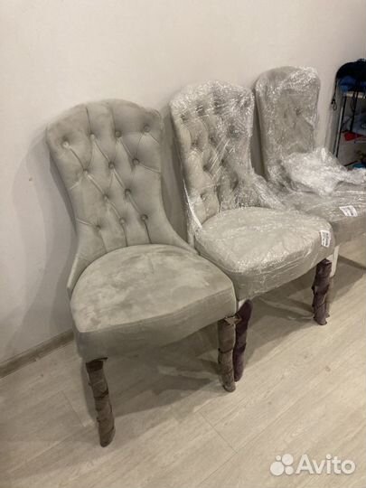Стулья мягкие новые
