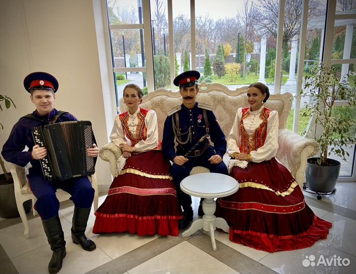 Казаки на праздник.Казачий Ансамбль