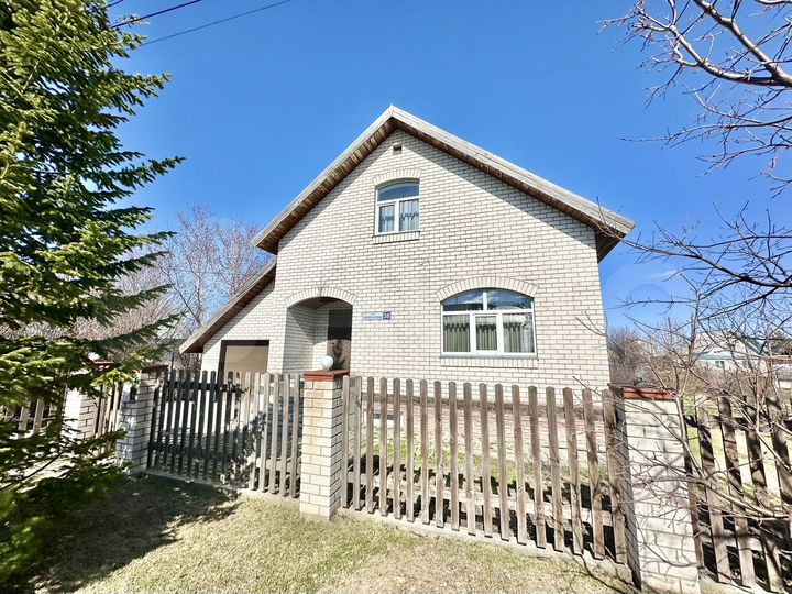 Коттедж 165 м² на участке 10 сот.