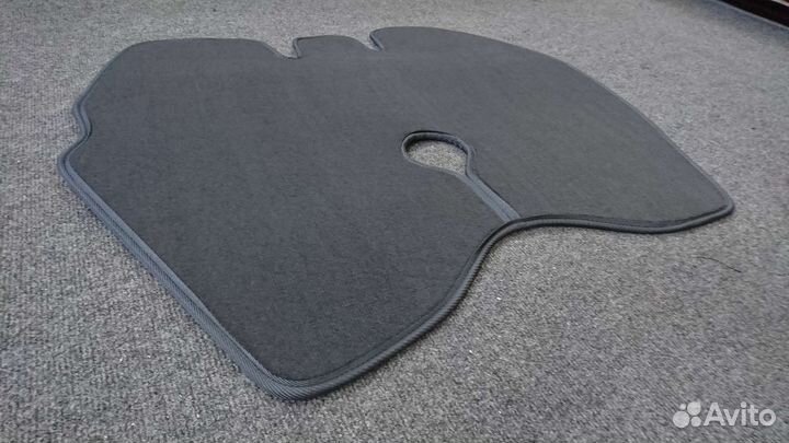 Автоковрик на кпп для газ-24-1 