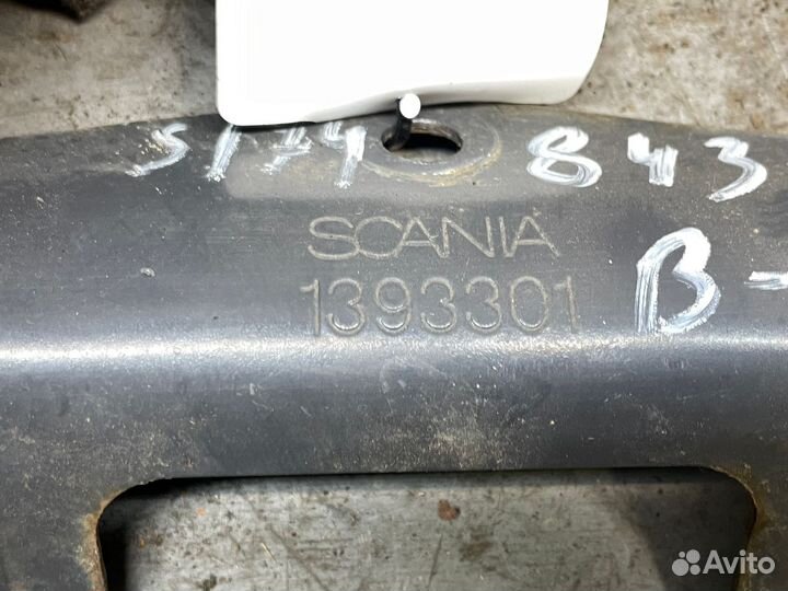 Кронштейн противошумного экрана scania R500PDE