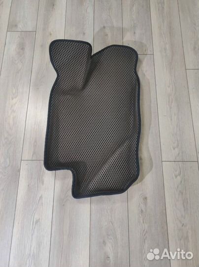 Автоковрики EVA Volkswagen Transporter T6 Ева