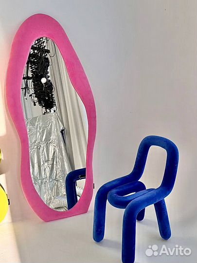 Напольное зеркало