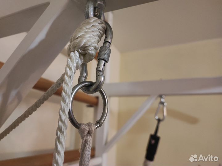 Детская качель подвесная