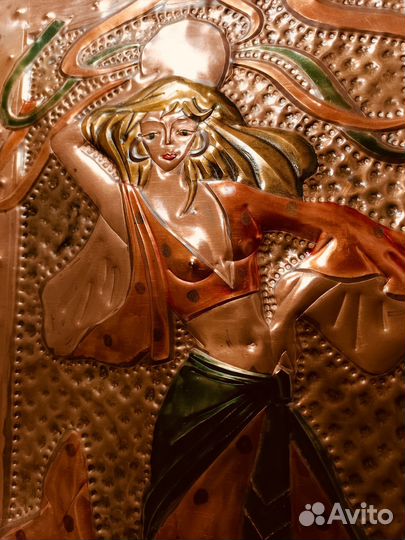 Чеканка СССР, девушка с бубном