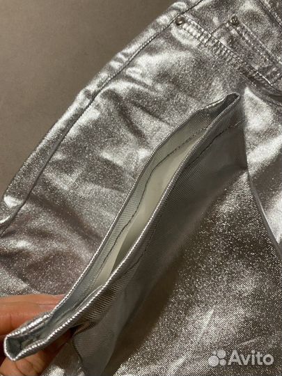 Джинсы металлик