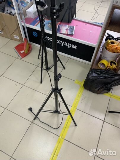 Кольцевая лампа 45 см со штативом