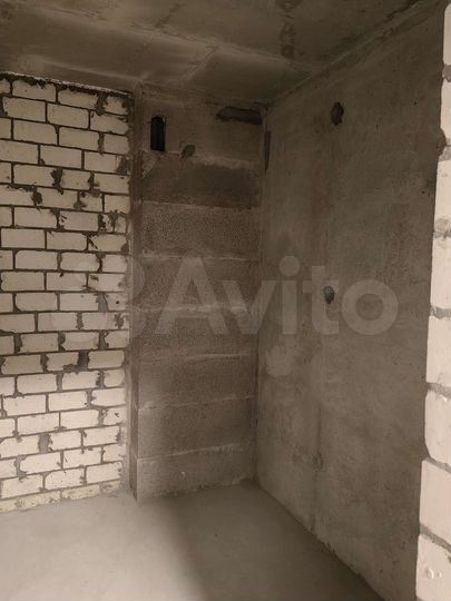 Комната 6 м² в 1-к., 15/24 эт.