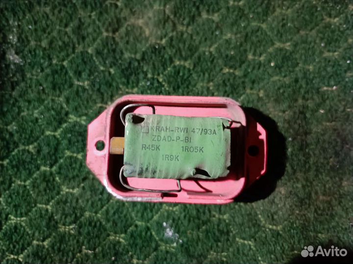 Резистор печки Ауди 100 С 4