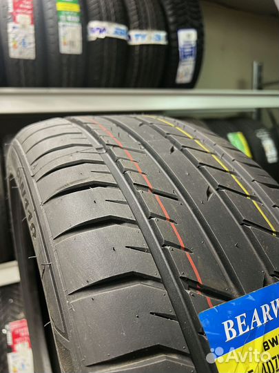 Bearway BW118 265/40 R20 103U
