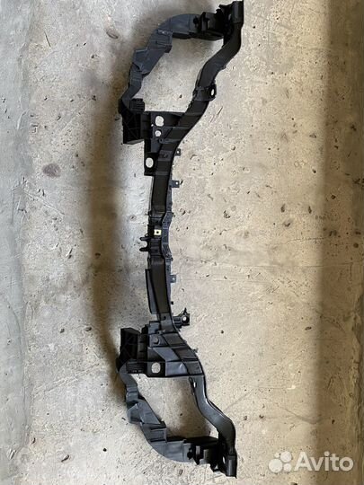 Капот,Телевизор,Бампер