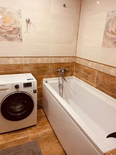 2-к. квартира, 100 м², 3/10 эт.