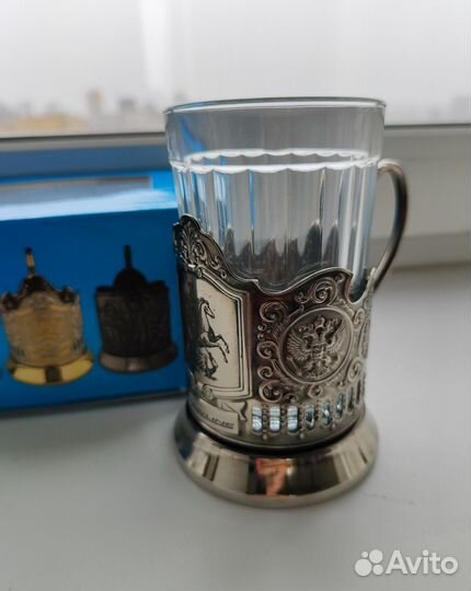 Подстаканник со стаканом