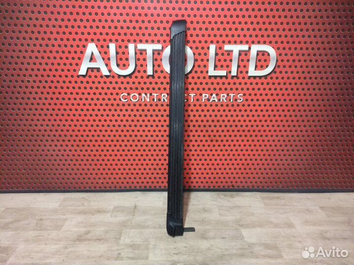 Подножка Toyota Land Cruiser 200 2015