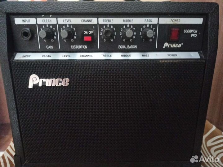 Гитарный комбоусилитель Prince 25w