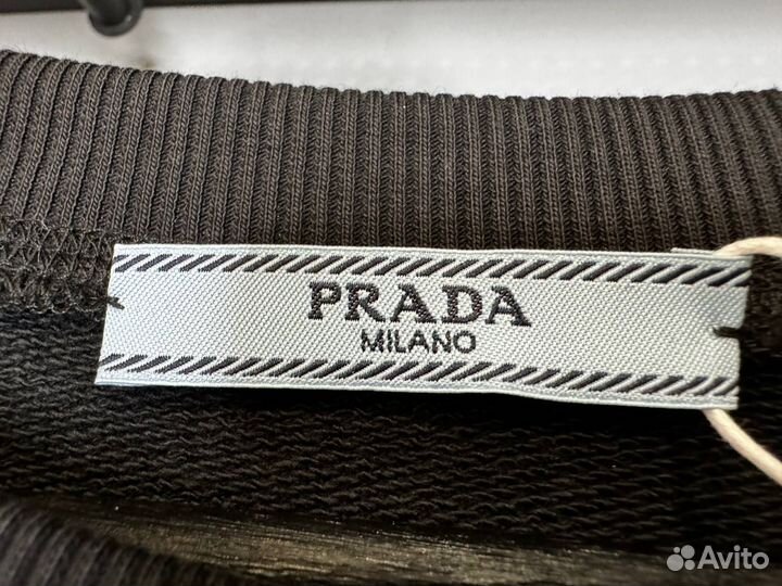 Костюм Prada Италия