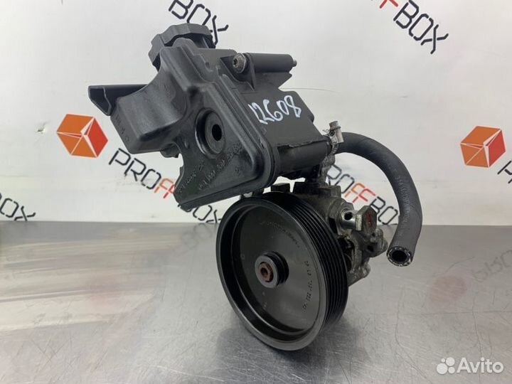 Насос гидроусилителя руля Mercedes Gl X164 M273