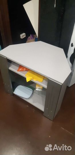 Тумба под телевизор