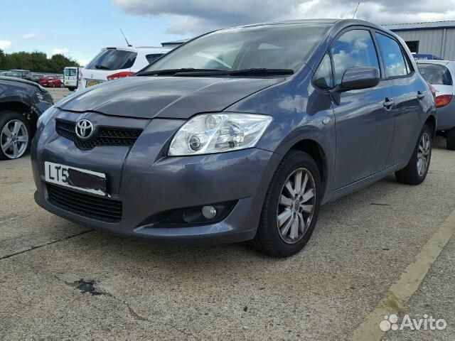 Разбор на запчасти Toyota Auris E15 2006-2012