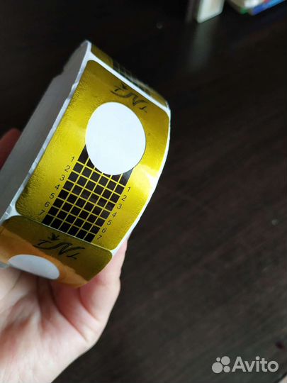 Для наращивания ногтей формы