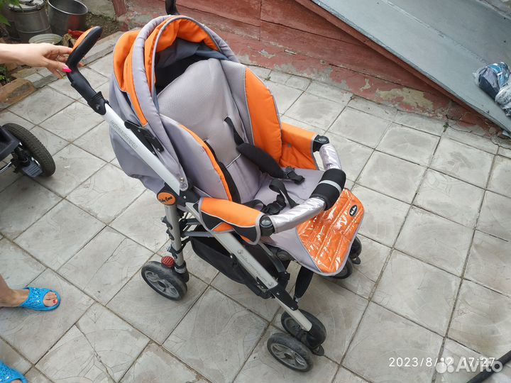 Детская коляска